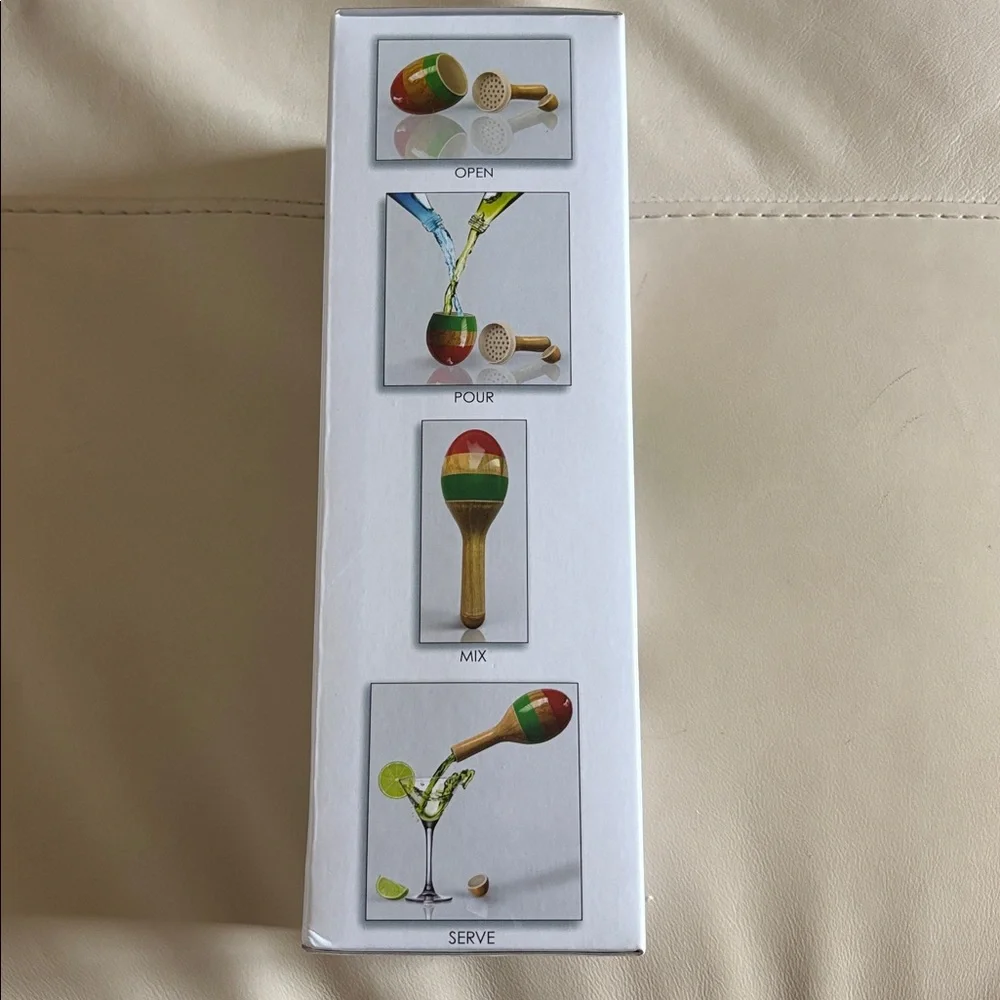 NWT Maraca Cocktail Shaker